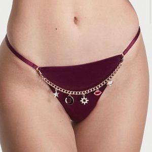 VS CHARM CHAIN ACCENT V-STRING